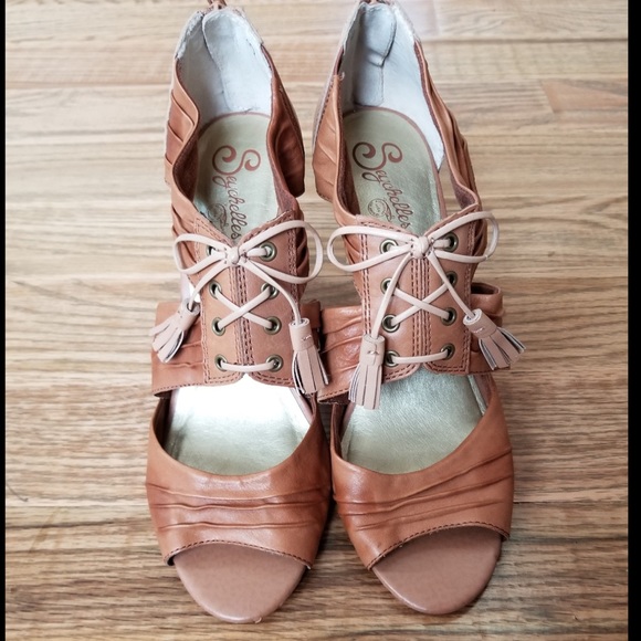 Anthropologie Seychelles Solo - Picture 2 of 8